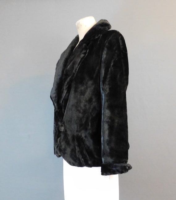 Antique Black Thick Velvet Coat 1800s 1900s, fits… - image 6