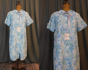 Vintage Blue Floral Robe, 1960s House Coat, Unworn with Tags, 36 bust