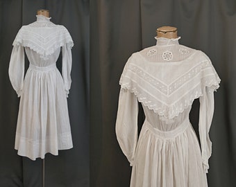 Vintage Teen Girl Edwardian White Cotton Dress, XXS Woman, fits 30 inch chest, 1900s