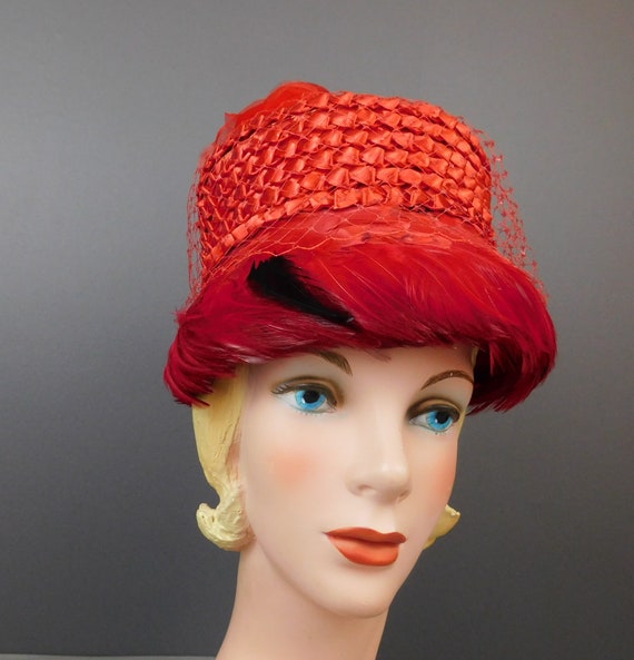 Vintage Red Straw Floral & Feathers Hat 1960s Val… - image 3