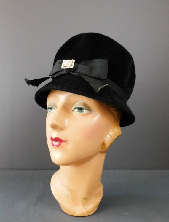 Vintage Black Plush Velour Hat, Tall 1960s with R… - image 7