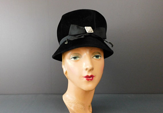 Vintage Black Plush Velour Hat, Tall 1960s with R… - image 1
