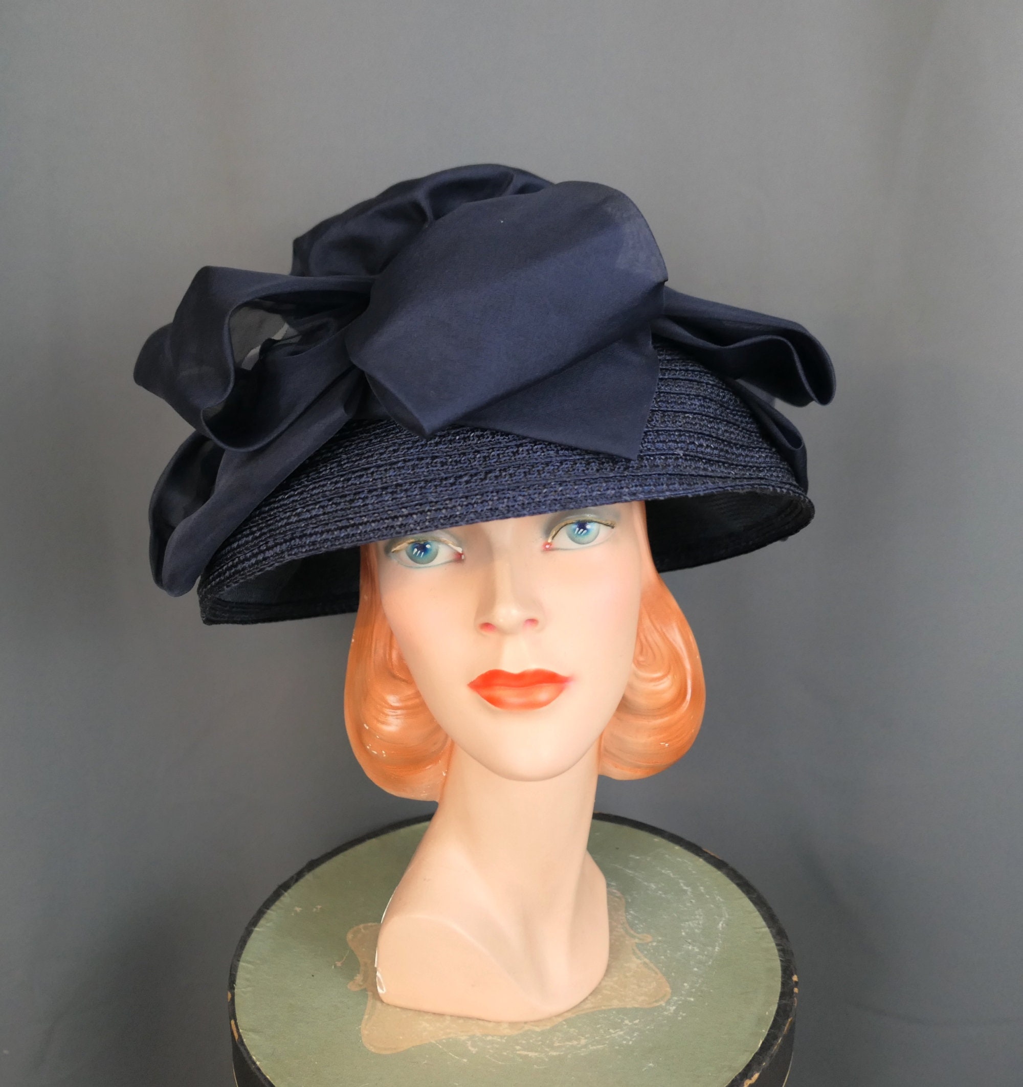 Vintage Navy Hat With Wide Brim and Dramatic Organza Loops  display picture 1