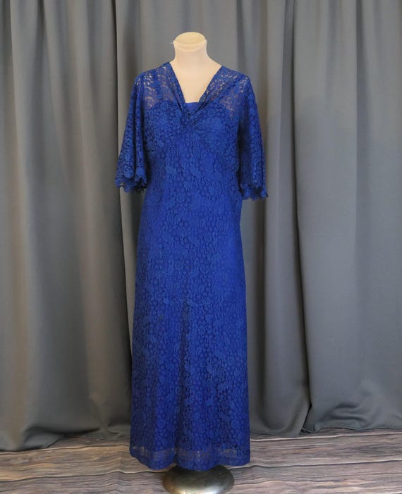 Vintage 1930s Blue Lace Gown & Slip: Evening Dress, 36 Bust, Damaged - Etsy Vintage 1930s Blue Lace Gown & Slip: Evening Dress, 36 Bust, Damaged - Etsy