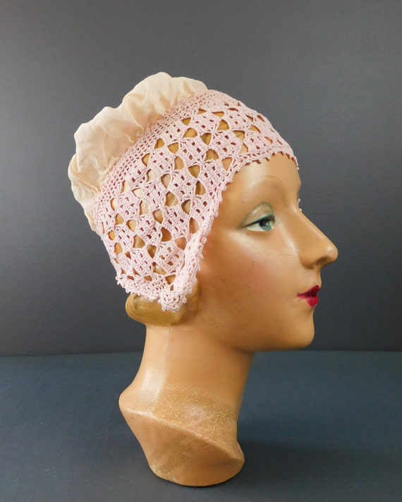 Vintage 1920s Pink Silk & Crochet Night Sleeping … - image 2