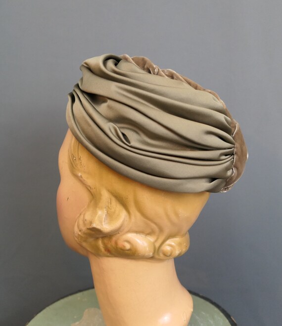 Vintage Velvet & Satin Hat, Light Brown Turban St… - image 8