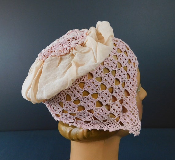 Vintage 1920s Pink Silk & Crochet Night Sleeping … - image 8