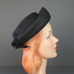 Vintage 1950s Black Straw Hat, Ribbon Trim with Bow in the back, 21 inch head
