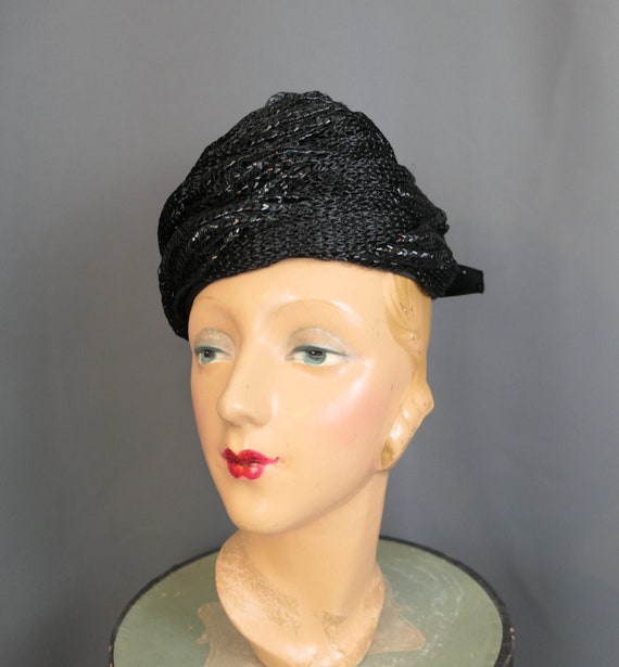 Vintage Black Shiny Hat Straw & Raffia with Satin… - image 4