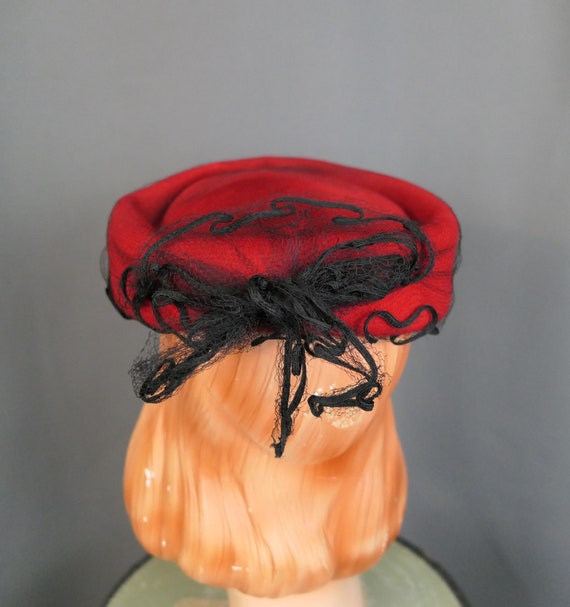 Vintage Red Felt Hat with Brooch and Black Trim 1… - image 8