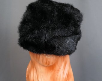 Yule fur hat vintage 21 inches wide depth 4 inches Vintage Beautiful 21.5 main image 2