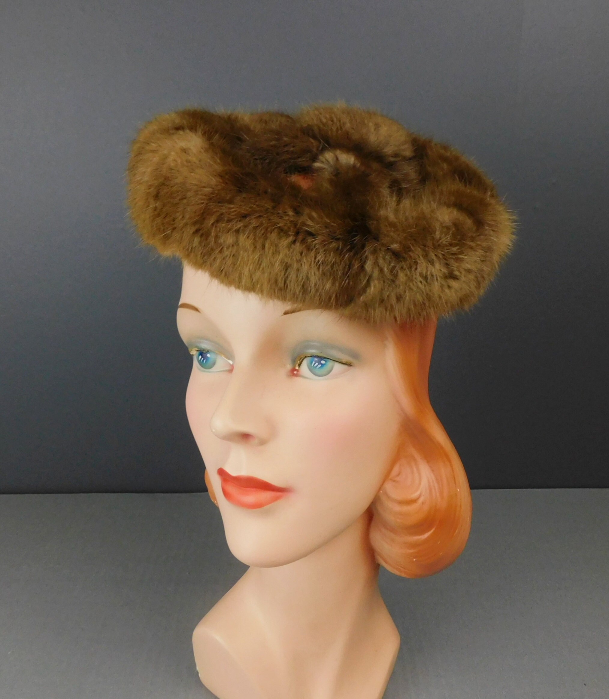 ヴィンテージ ミンク帽子 ヴィンテージ ミンク ファー トッパー ハット 1950 年代、オープン