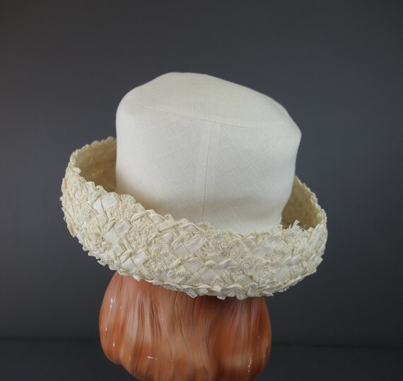 Vintage Ivory Straw & Fabric Hat with Curled Brim… - image 10