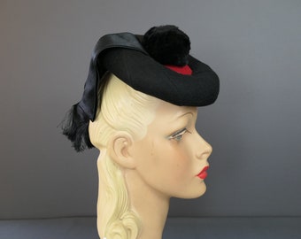 Vintage 1940s Topper Hat, Black & Red Felt Tilt with Satin Ribbon and Fur Ball