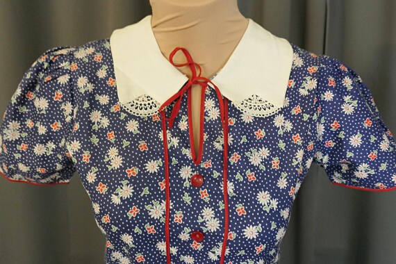 Vintage Blue Floral Dress 1930s Daisies & Polka D… - image 6
