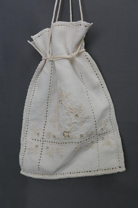 Antique Embroidered Linen Bag with Drawstring, Ed… - image 3