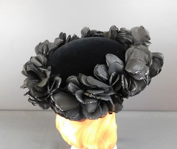 Vintage Black Velvet Hat with Glitter Flowers, 19… - image 5