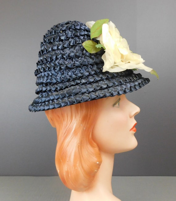 Vintage Tall Dark Blue Straw Hat with Ivory Flowe… - image 6