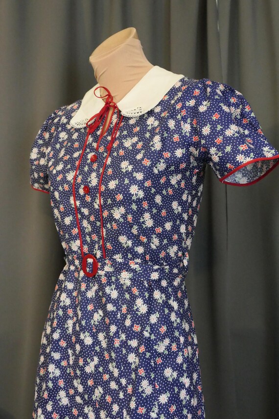 Vintage Blue Floral Dress 1930s Daisies & Polka D… - image 10