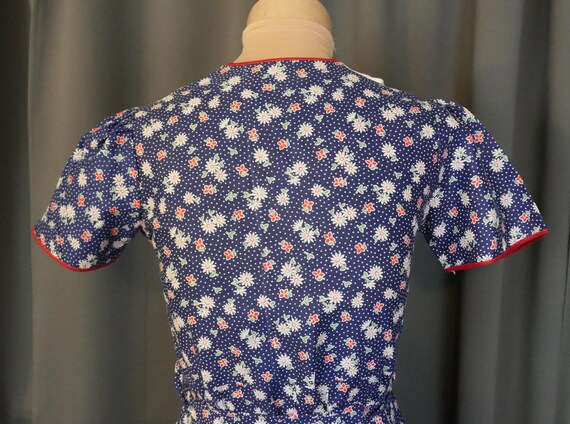 Vintage Blue Floral Dress 1930s Daisies & Polka D… - image 12