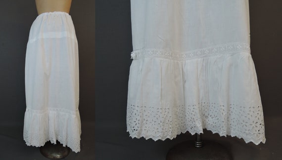 Vintage Early 1900/'s White Half Slip with Eyelet Ruffle