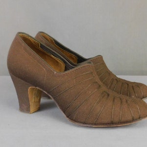 Vintage 1930s Brown Gabardine Pumps with Stripes, Shoes US size 4-1/2 narrow