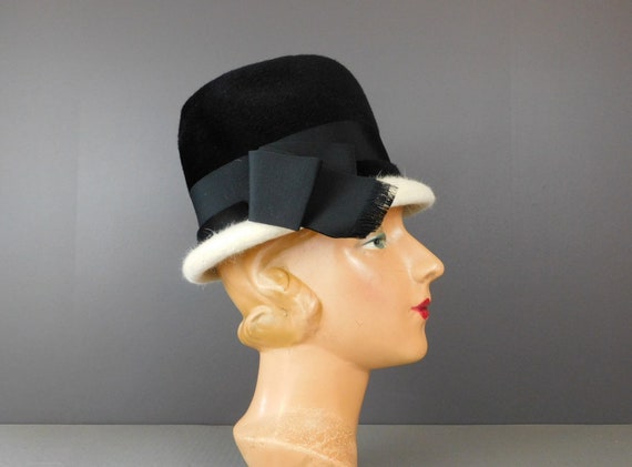 Vintage Black & White Tall Felt Hat 1960s Mr. Joh… - image 1