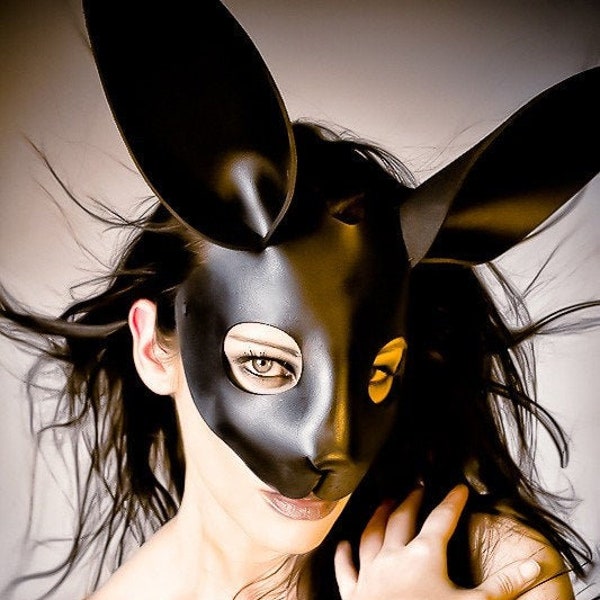 Rabbit mask in leather - black