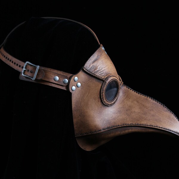 Masque de docteur de peste dans le cuir brunâtre de tan Classique