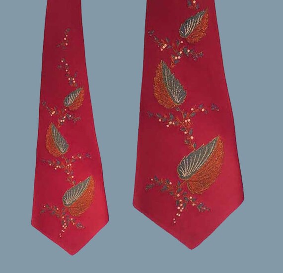 Vintage 40s Hand Painted Leaves Wide Tie