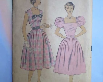Vintage 50s Full Skirt Party Dress Pattern 30 25 33