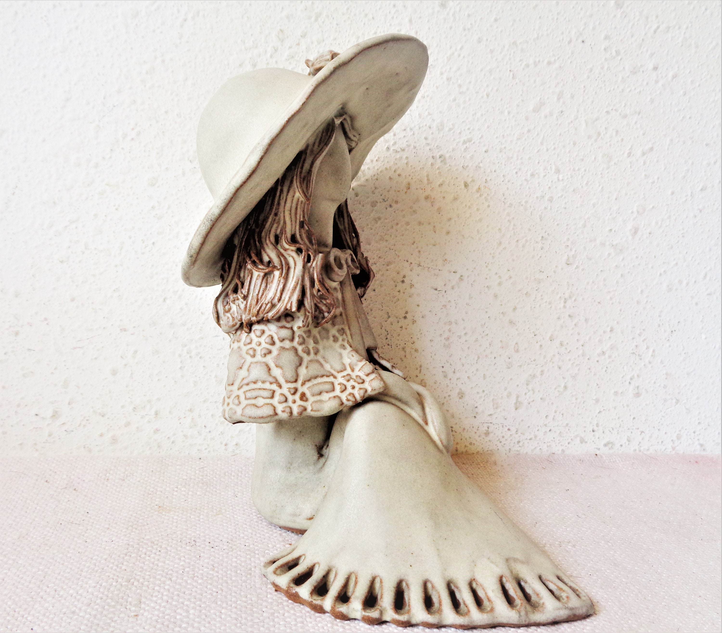 Vintage sculpture ceramic faceless lady original veronica Etsy