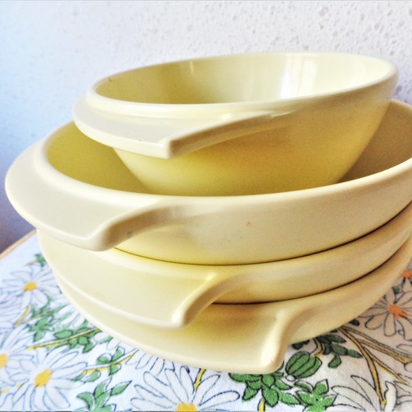 vintage melamine bowls butter yellow boonton melmac