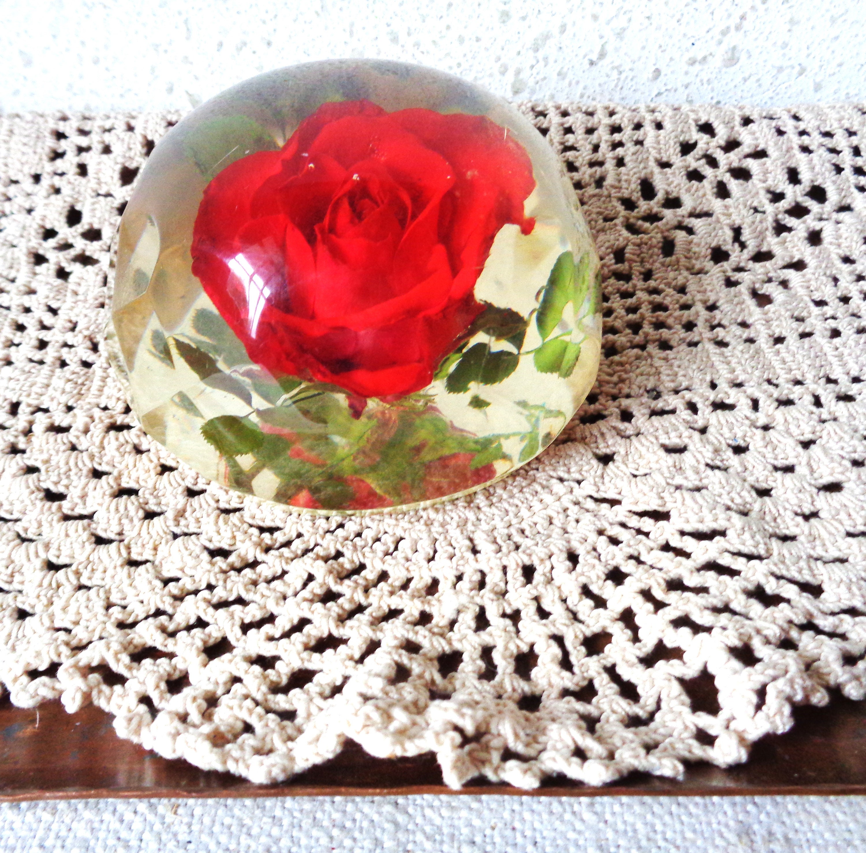 Vintage Russ Acrylic Lucite White Flower Paper Weight -  Norway