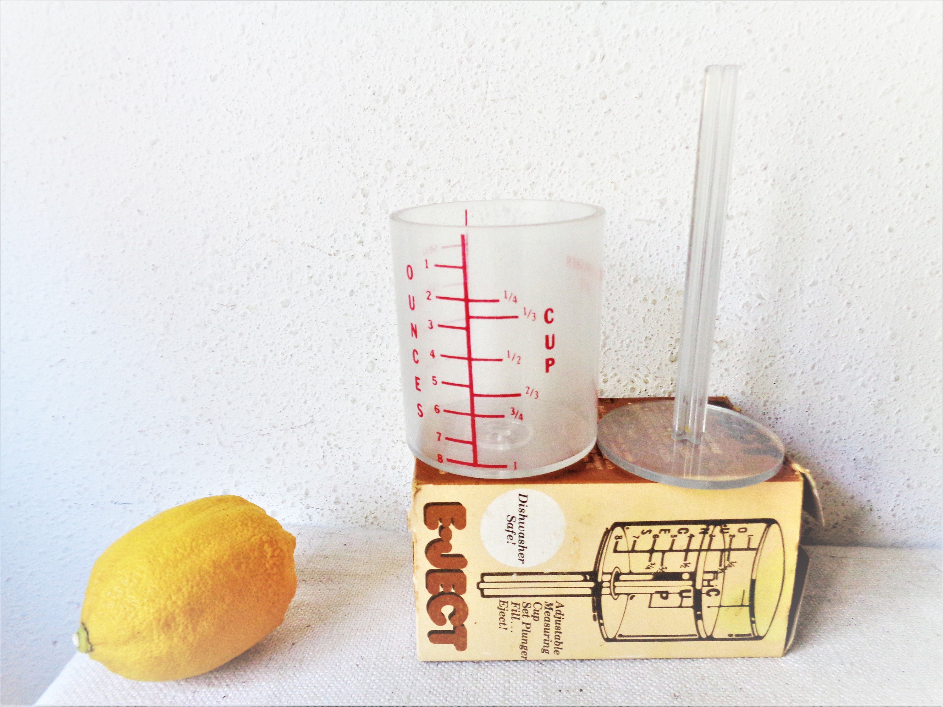 Vintage Sigma Eject Measuring Cup Kitchen Tool 