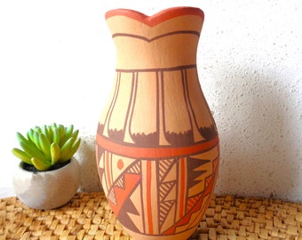 vintage pueblo pottery vase toya jemez