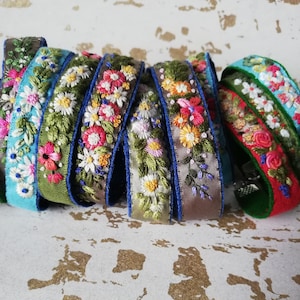 Embroidered floral and foliage bracelet ribbon and felt