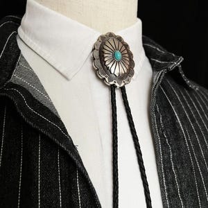 Turquoise Agate Bolo Tie: Leather Cord Cowboy Necktie, Southwest Jewelry