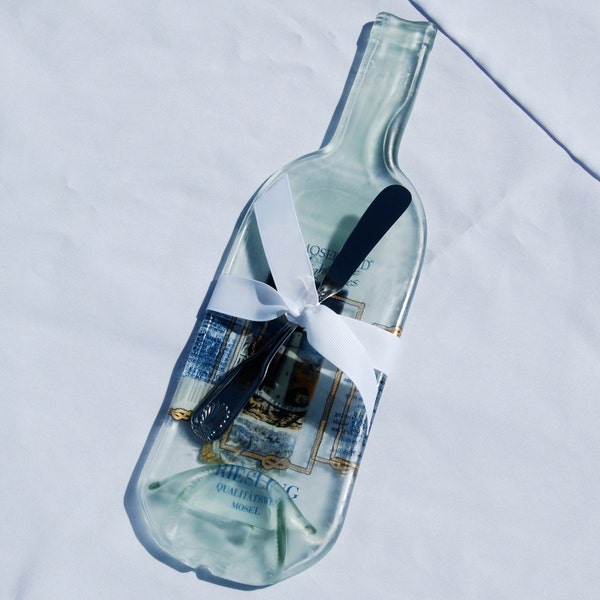 Lighthouse Wine Bottle Cheese Board - Romantic Gift