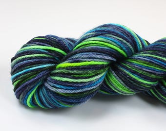 Sherlock--hand dyed worsted weight, merino superwash (218yds/100gm)