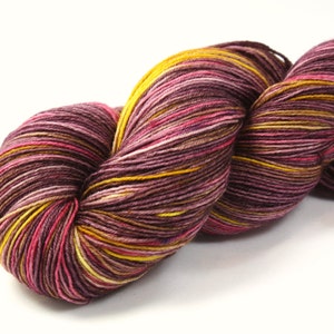 Arsenic and Old Lace--hand dyed sock weight yarn, BFL superwash (655yds/150gm)