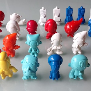 Lot 25 Foot Gogos Crazy Bones