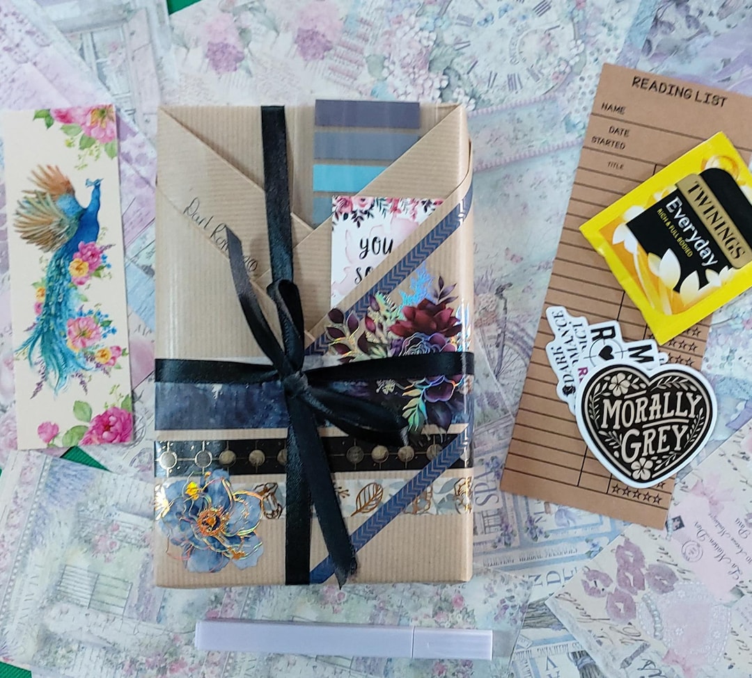 Blind Date With a Book – Mystery Wrapped Book Gift | Surprise Genre ...