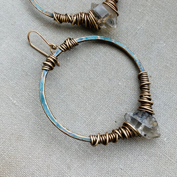 Herkimer diamanten oorringen, draadwikkel van geoxideerd messing
