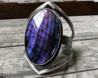 Purple Ombre Labradorite Cuff Bracelet / Sterling Silver Bracelets / Large Cuffs / Statement Jewellery / Daniellerosebean / Healing Stones