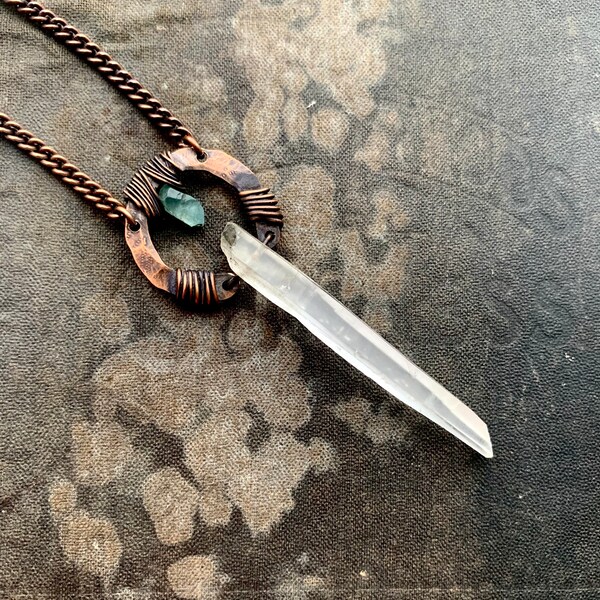 Collier de superposition / Collier de cristal brut / Quartz brut / Cristal de guérison / Collier de cristal long / Quartz clair / Chakra / daniellerosebean