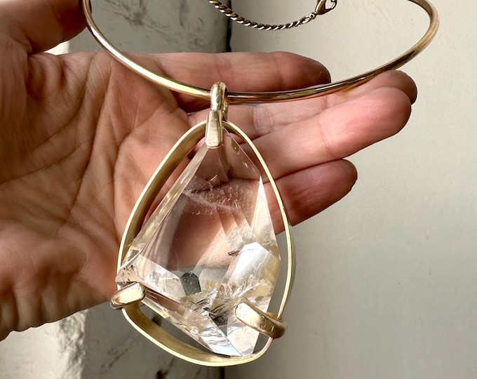 Quartz Collar Necklace