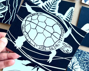 Handgezeichnete Karte mit hohem Kontrast zum Thema Natur schwarz und weiss für Babys