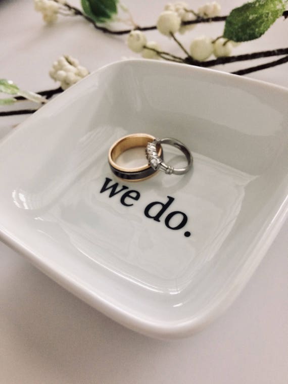 rae dunn ring dish