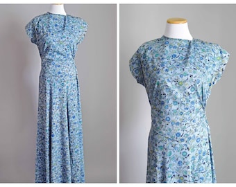 Montech 1940s floral dress | asymmetrical 40s frock